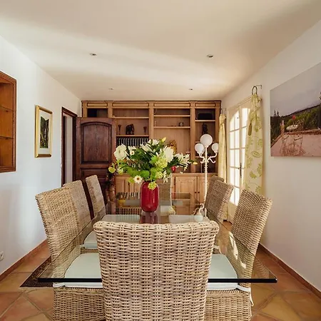 Vila La Croix-valmer Sleeps 7 Pool Wifi