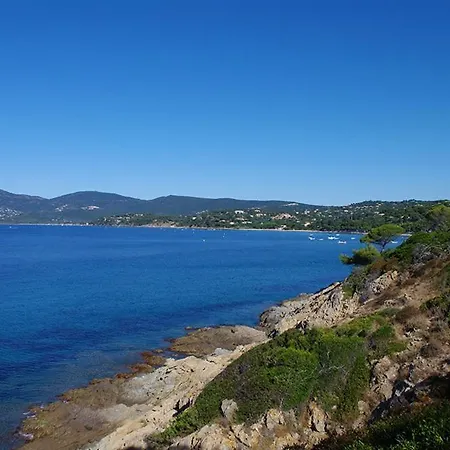 La Croix-valmer Sleeps 7 Pool Wifi Vila