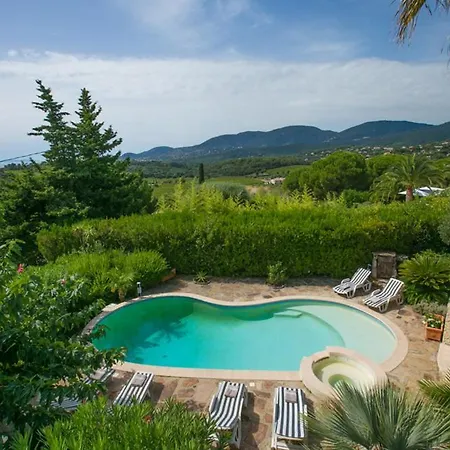 Vila La Croix-valmer Sleeps 7 Pool Wifi La Croix-Valmer