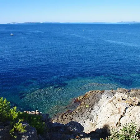 La Croix-valmer Sleeps 7 Pool Wifi *